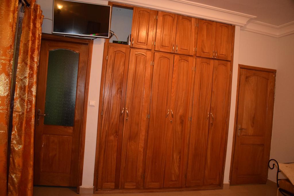 Toundalia Residence Yaoundé Room photo